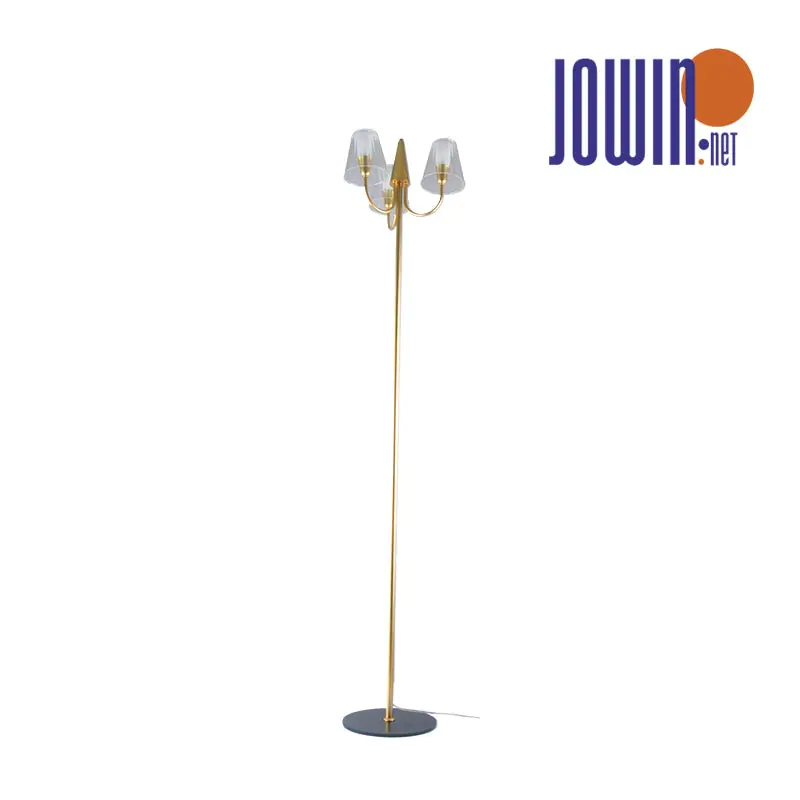 Zakaj bi morali za svoj prostor izbrati stoječo svetilko v preddverju